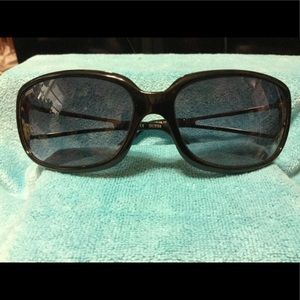 Guess Accessories - Guess Sunglasses -#GU 6269 - used Guess Accessories - Guess Sunglasses -#GU 6269 - used